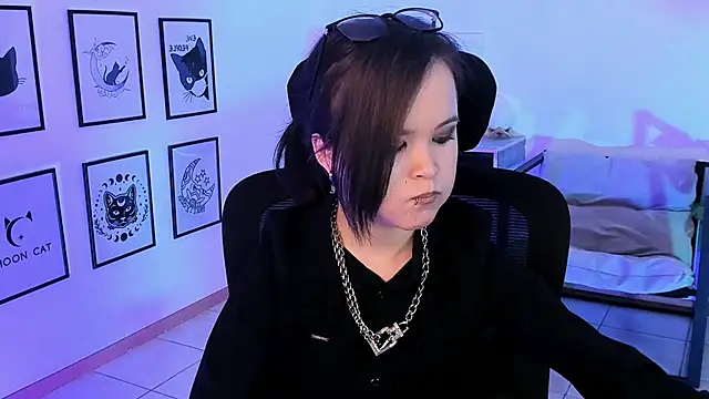 Elainebeness online show from February 6, 2:44 am