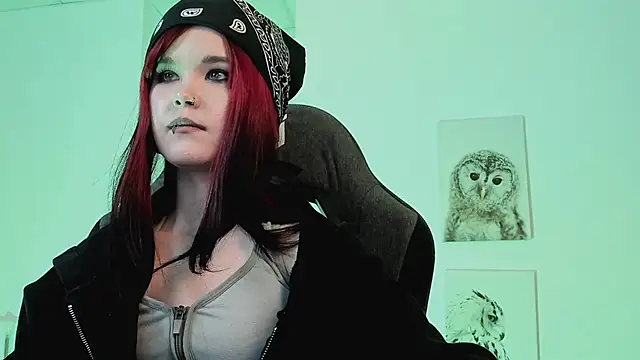 Elainebeness online show from March 16, 4:52 am