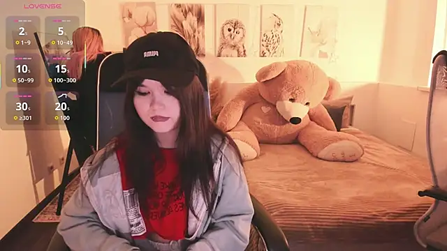 Elainebeness online show from March 18, 10:43 pm