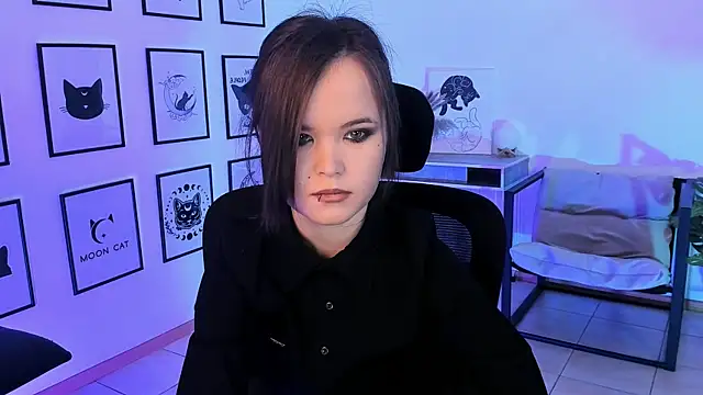 Elainebeness online show from February 5, 11:28 pm