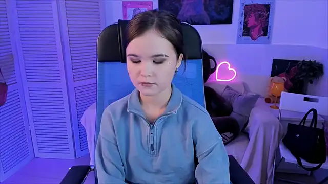 Elainebeness online show from September 11, 7:14 pm