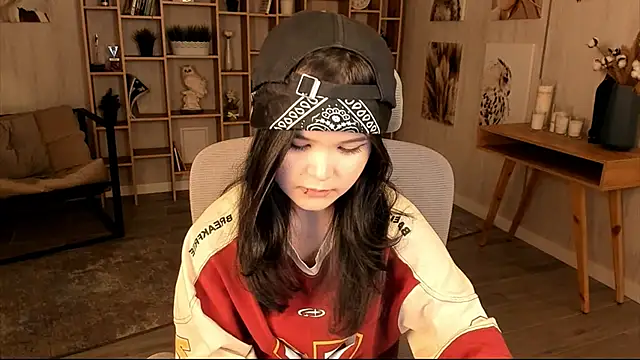 Elainebeness online show from October 8, 7:36 pm