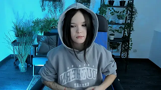 Snapshot of Elainebeness chatting on December 21, 7:26 pm Elainebeness online show from December 21, 7:26 pm