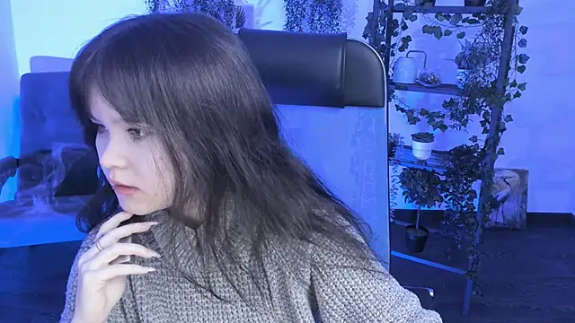 Snapshot of Elainebeness chatting on February 24, 7:15 pm Elainebeness online show from February 24, 7:15 pm