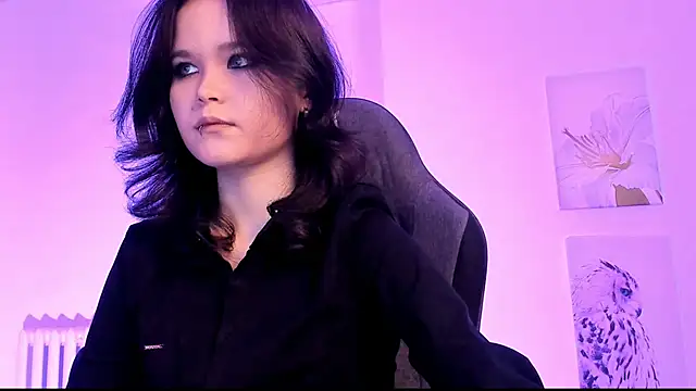 Elainebeness online show from March 5, 10:54 pm