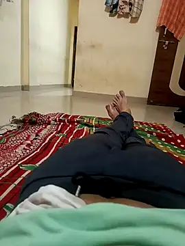 Snapshot of 1010SumiT chatting on February 4, 3:57 pm 1010SumiT online show from February 4, 3:57 pm