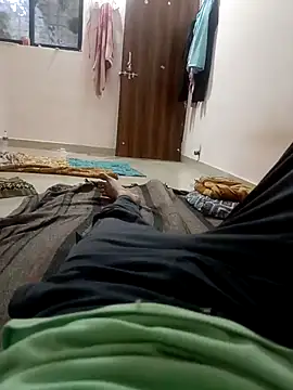 Snapshot of 1010SumiT chatting on March 3, 3:22 pm 1010SumiT online show from March 3, 3:22 pm