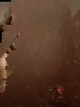 Snapshot of 1010SumiT chatting on January 5, 5:38 pm 1010SumiT online show from January 5, 5:38 pm