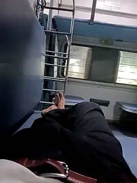 Snapshot of 1010SumiT chatting on October 28, 12:48 pm 1010SumiT online show from October 28, 12:48 pm