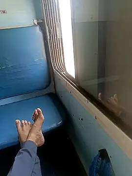 Snapshot of 1010SumiT chatting on March 14, 6:42 am 1010SumiT online show from March 14, 6:42 am