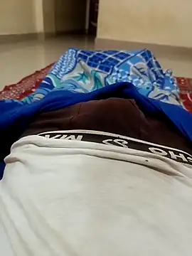 Snapshot of 1010SumiT chatting on February 12, 12:58 am 1010SumiT online show from February 12, 12:58 am