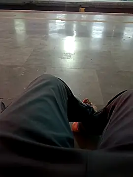 Snapshot of 1010SumiT chatting on March 1, 4:22 pm 1010SumiT online show from March 1, 4:22 pm