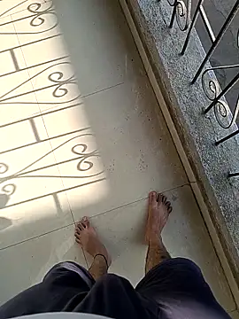 Snapshot of 1010SumiT chatting on March 21, 4:51 pm 1010SumiT online show from March 21, 4:51 pm