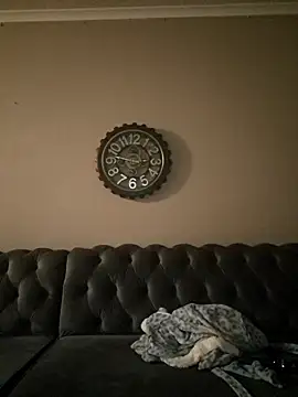 Snapshot of thicktash chatting on December 18, 10:24 pm thicktash online show from December 18, 10:24 pm