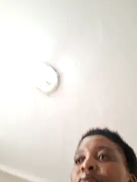 thicktash online show from April 14, 9:47 am