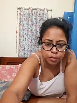 Snapshot of JODI_NO1 chatting on April 28, 2:27 am JODI NO1 online show from April 28, 2:27 am