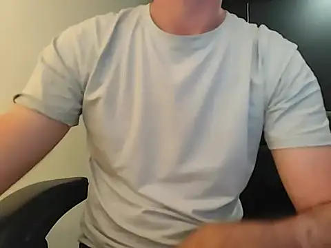 jayb0y61 online show from May 3, 3:22 am
