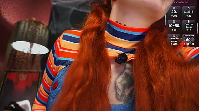 poisonivy  online show from October 29, 5:50 am