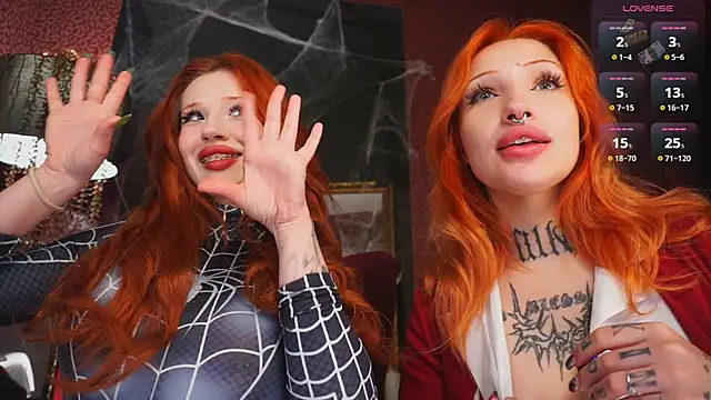 poisonivy  online show from October 31, 5:48 am