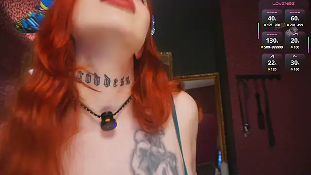poisonivy  online show from October 2, 5:55 am