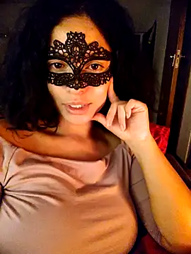 salomea r online show from November 20, 9:15 pm