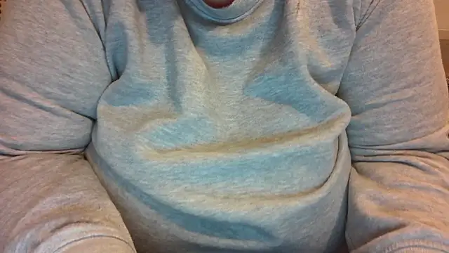 Maebi online show from December 15, 9:03 am