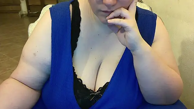 Maebi online show from September 22, 8:37 pm