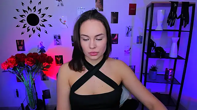 JaneWyatt online show from March 13, 7:20 am