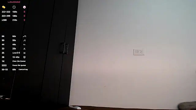 Snapshot of gigilovedback chatting on November 26, 10:54 pm gigilovedback online show from November 26, 10:54 pm