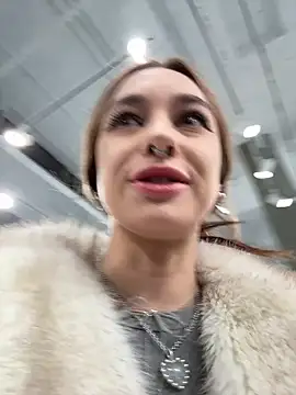 Snapshot of Cherry____Pie chatting on December 15, 5:10 pm Cherry Pie online show from December 15, 5:10 pm