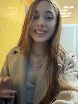 Snapshot of Cherry____Pie chatting on December 9, 12:01 am Cherry Pie online show from December 9, 12:01 am