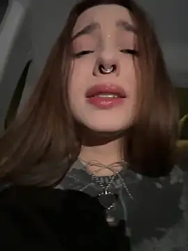 Snapshot of Cherry____Pie chatting on December 4, 7:39 pm Cherry Pie online show from December 4, 7:39 pm