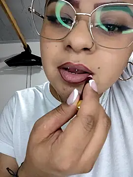 Princess Lau online show from April 18, 2:36 am