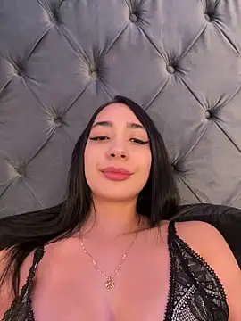 Snapshot of julieta_jewel chatting on February 26, 5:00 pm julieta jewel online show from February 26, 5:00 pm