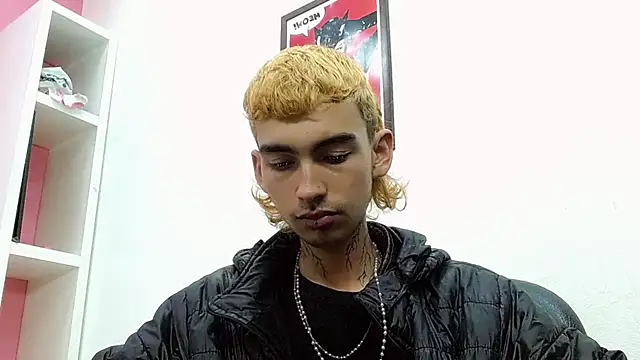 ttimy x boy online show from February 6, 11:12 pm