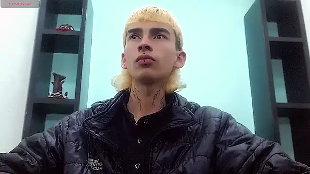 ttimy x boy online show from April 11, 9:18 pm