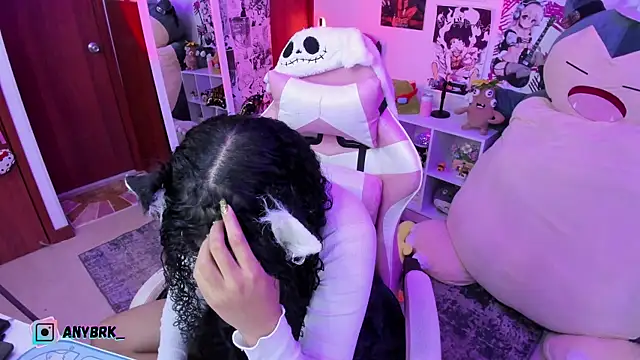 Snapshot of anyburkee chatting on September 23, 12:12 pm anyburkee online show from September 23, 12:12 pm