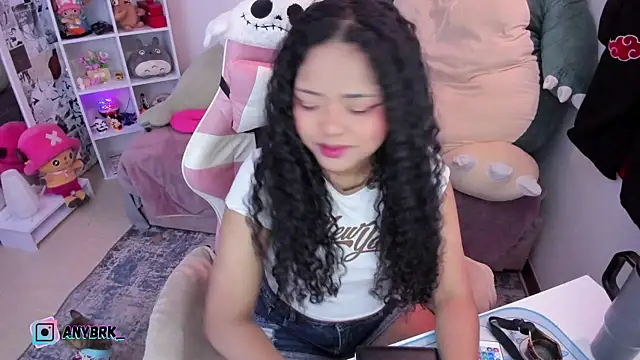 Snapshot of anyburkee chatting on November 22, 1:59 am anyburkee online show from November 22, 1:59 am