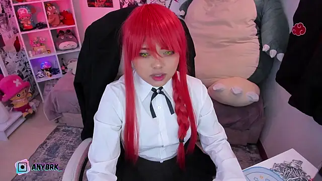 Snapshot of anyburkee chatting on November 18, 1:32 am anyburkee online show from November 18, 1:32 am