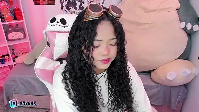 Snapshot of anyburkee chatting on November 2, 1:54 am anyburkee online show from November 2, 1:54 am