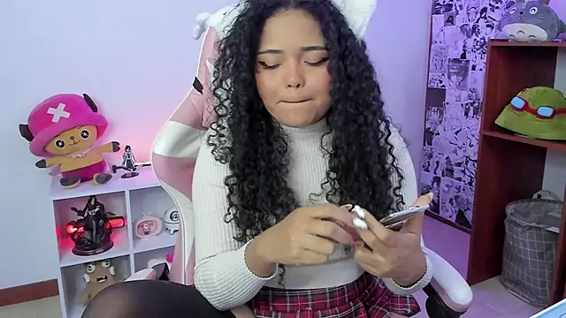 Snapshot of anyburkee chatting on February 5, 4:48 am anyburkee online show from February 5, 4:48 am