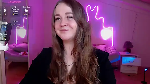 Snapshot of LizzyShine chatting on March 21, 4:29 pm LizzyShine online show from March 21, 4:29 pm