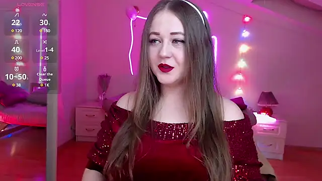 Snapshot of LizzyShine chatting on February 14, 5:25 pm LizzyShine online show from February 14, 5:25 pm