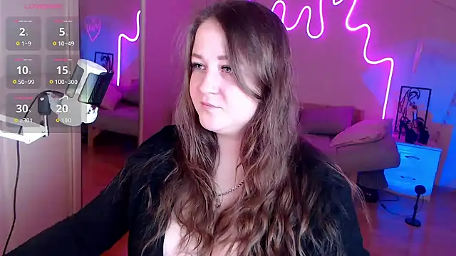 Snapshot of LizzyShine chatting on October 4, 1:34 pm LizzyShine online show from October 4, 1:34 pm