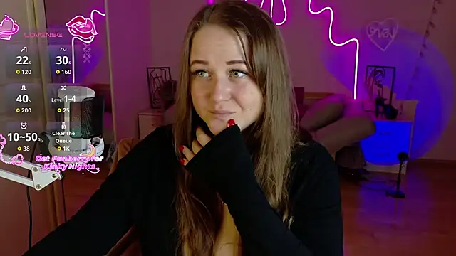 LizzyShine online show from December 1, 1:56 pm