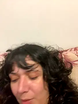 magalunabb online show from October 30, 6:05 pm