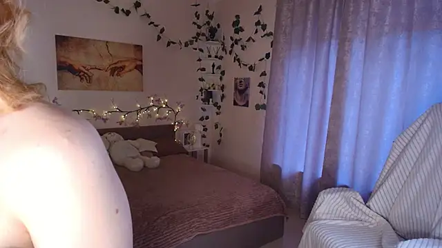 Emily relish online show from October 18, 1:24 pm