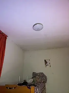 Miss oliviaa online show from February 19, 11:01 pm