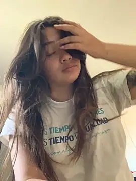 Snapshot of Miss_oliviaa chatting on November 22, 12:04 pm Miss oliviaa online show from November 22, 12:04 pm