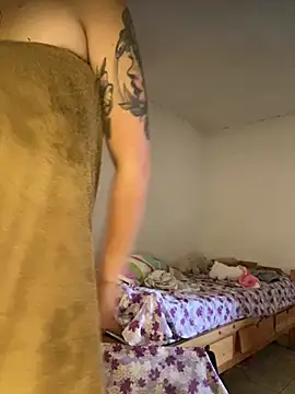 Miss oliviaa online show from February 2, 8:41 pm